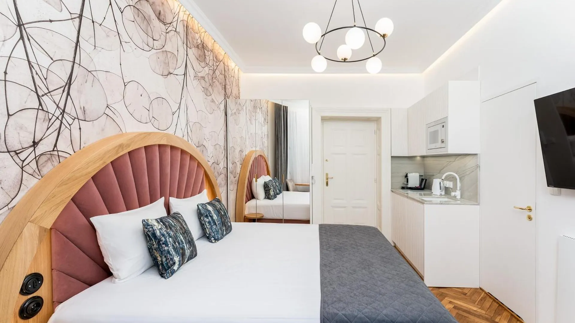 Erasmus Student Apartments - Old Town Краков Польша