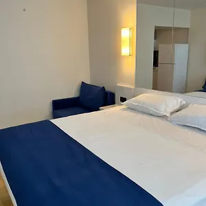 Black Sea Coast Апартаменты Батуми